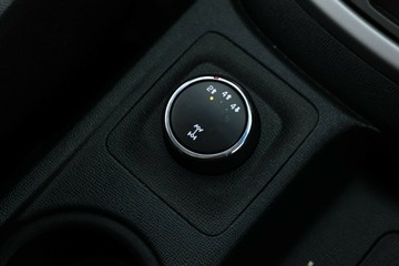https://vehicle-cdn.autoleague.cloud/30353_61039220_29.jpg
