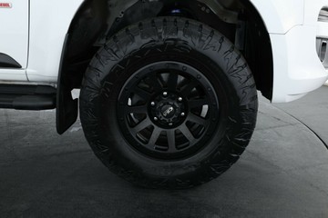 https://vehicle-cdn.autoleague.cloud/30353_61039220_4.jpg