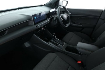 https://vehicle-cdn.autoleague.cloud/30353_61039302_33.jpg