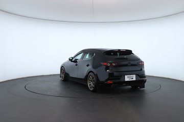 https://vehicle-cdn.autoleague.cloud/30353_61039314_14.jpg