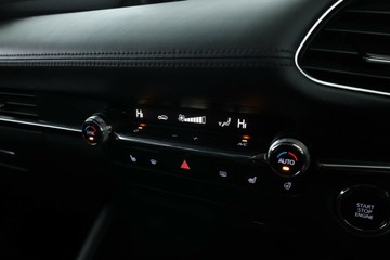 https://vehicle-cdn.autoleague.cloud/30353_61039314_25.jpg