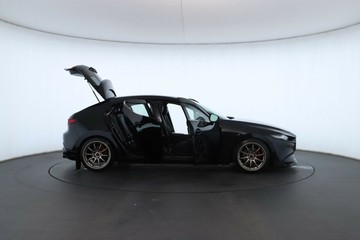 https://vehicle-cdn.autoleague.cloud/30353_61039314_3.jpg