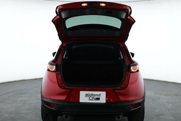 https://vehicle-cdn.autoleague.cloud/30353_61039321_16.jpg