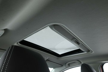 https://vehicle-cdn.autoleague.cloud/30353_61039321_34.jpg