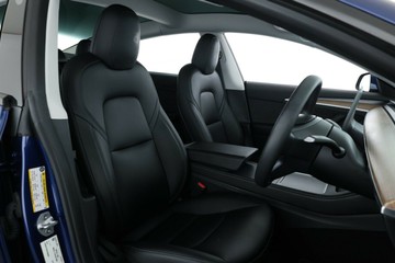 https://vehicle-cdn.autoleague.cloud/30353_61039387_20.jpg