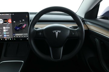 https://vehicle-cdn.autoleague.cloud/30353_61039387_22.jpg