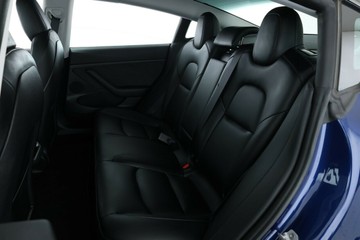 https://vehicle-cdn.autoleague.cloud/30353_61039387_33.jpg