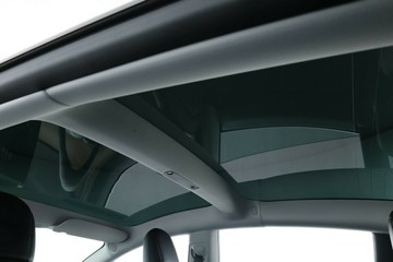 https://vehicle-cdn.autoleague.cloud/30353_61039387_34.jpg