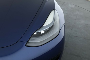 https://vehicle-cdn.autoleague.cloud/30353_61039387_9.jpg