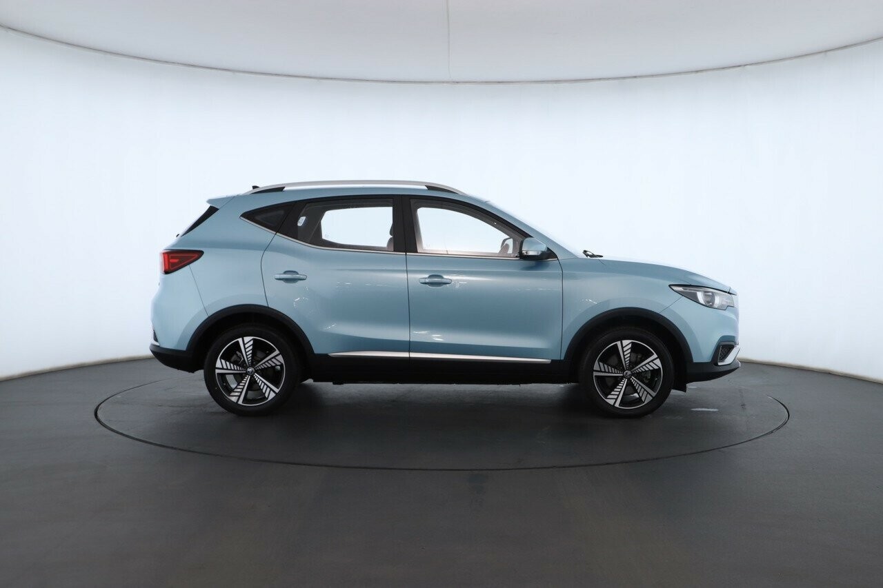MG Zs Ev image 3