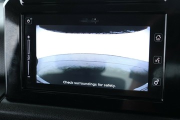 https://vehicle-cdn.autoleague.cloud/30353_61039500_23.jpg