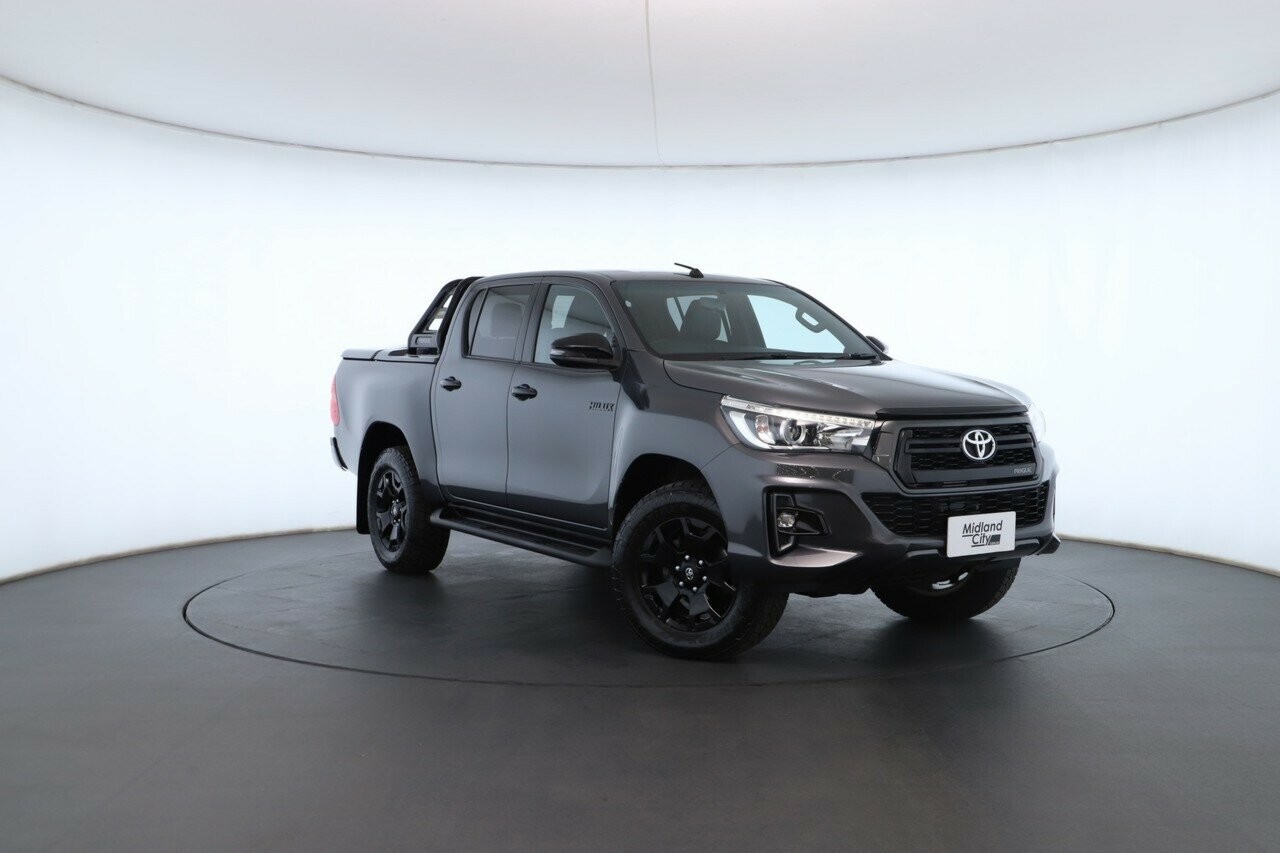 Toyota Hilux image 1