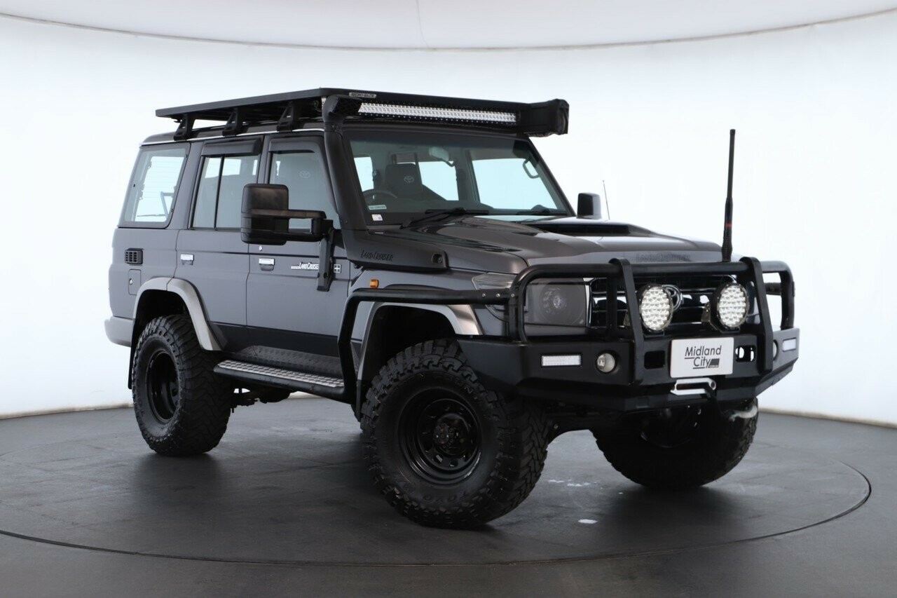 Toyota Landcruiser image 1