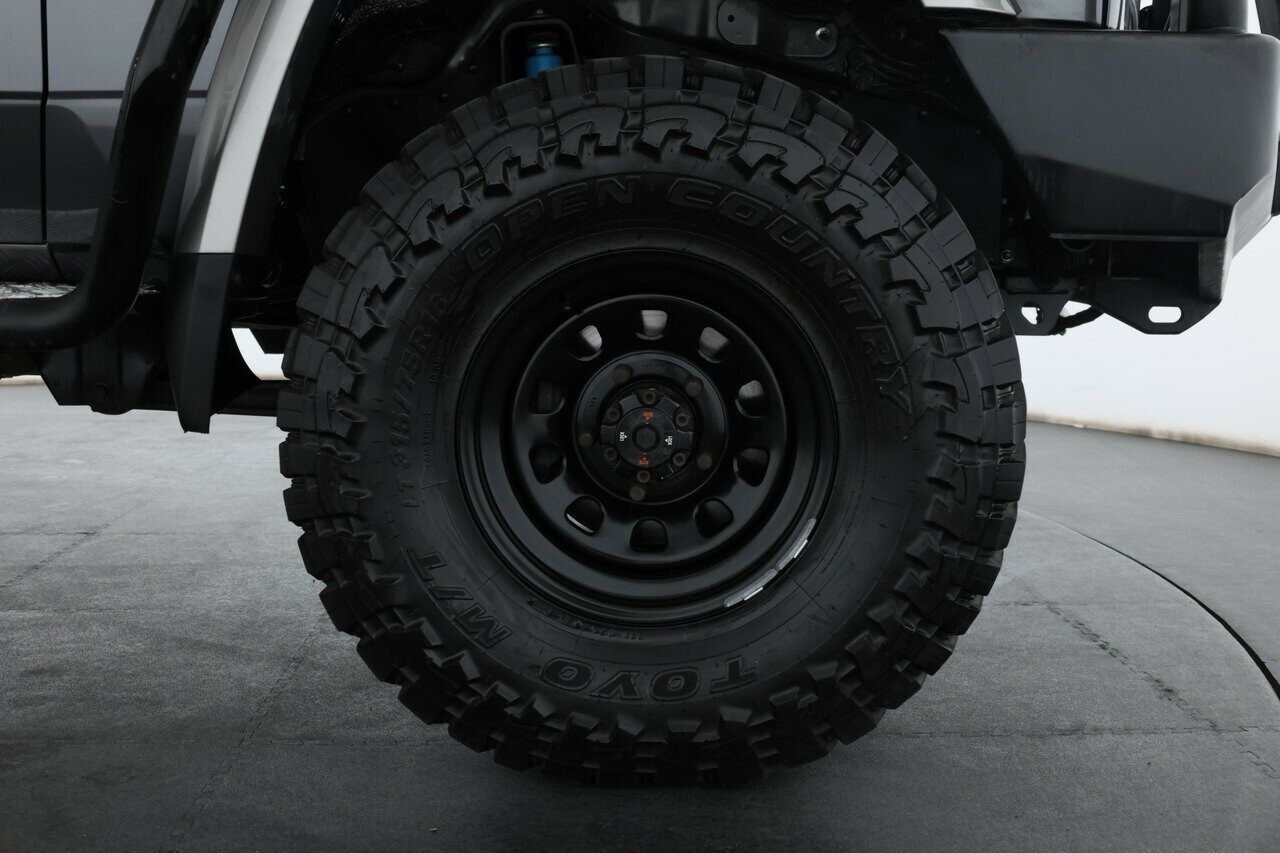 Toyota Landcruiser image 4
