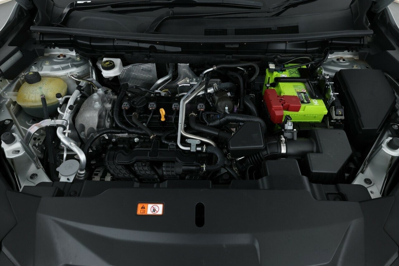 Mitsubishi Outlander image 4