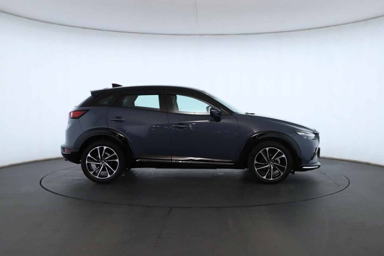 Mazda Cx-3 image 3