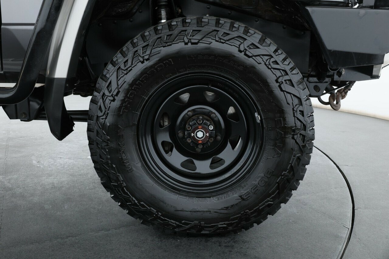 Toyota Landcruiser image 4