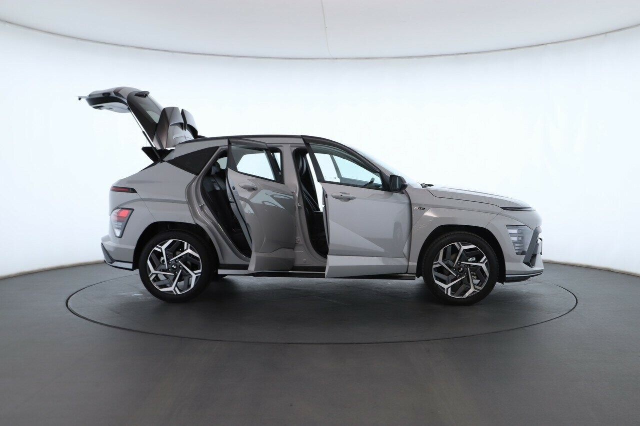Hyundai Kona image 2
