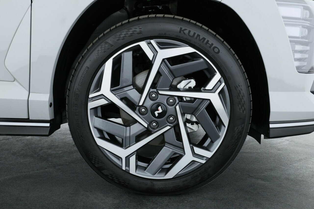 Hyundai Kona image 4