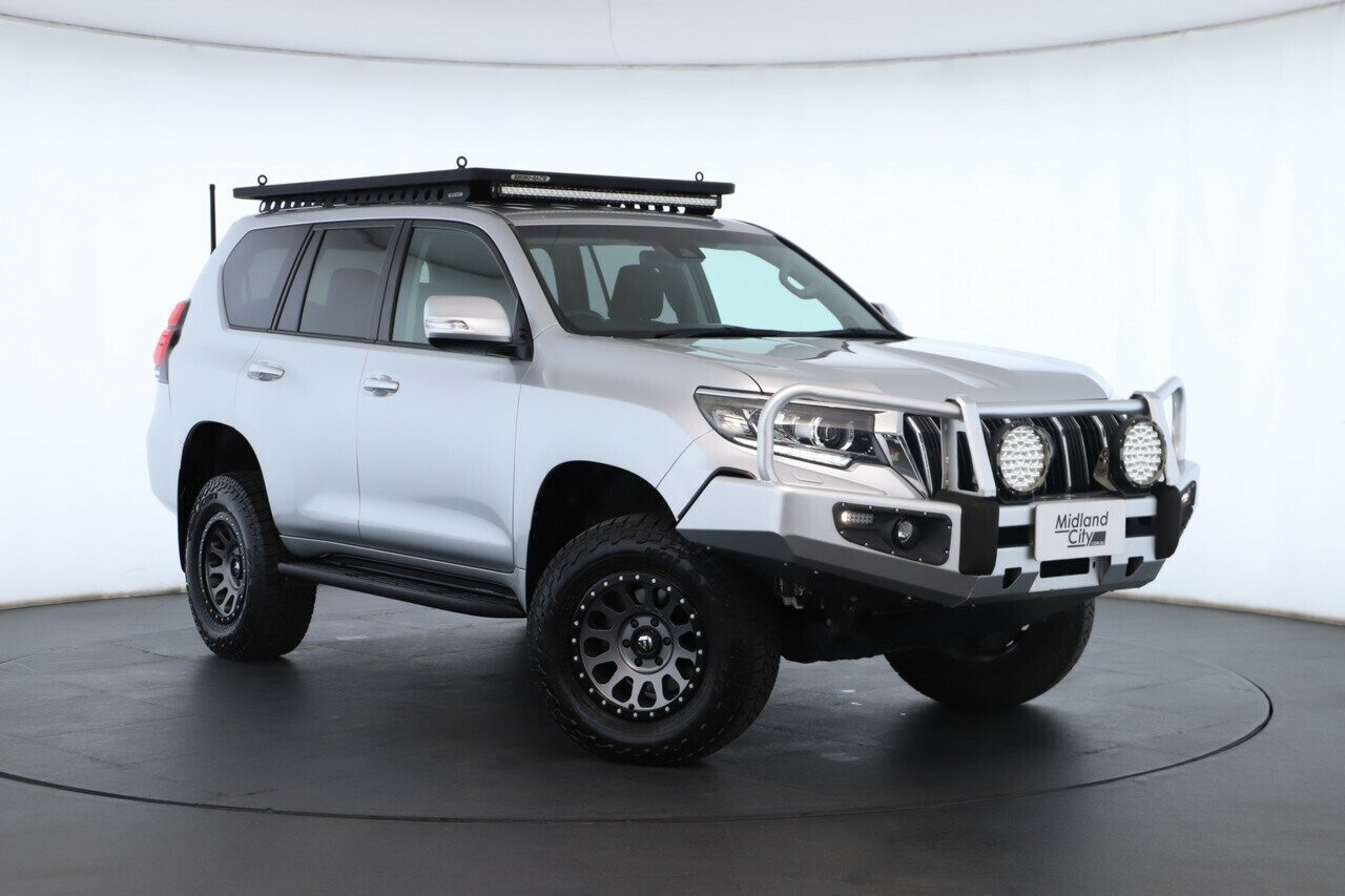 Toyota Landcruiser Prado image 1