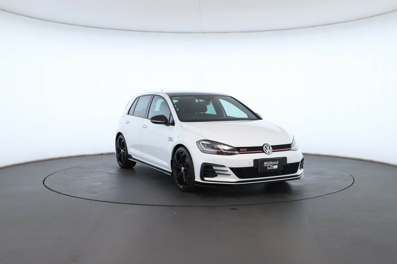 Volkswagen Golf image 4
