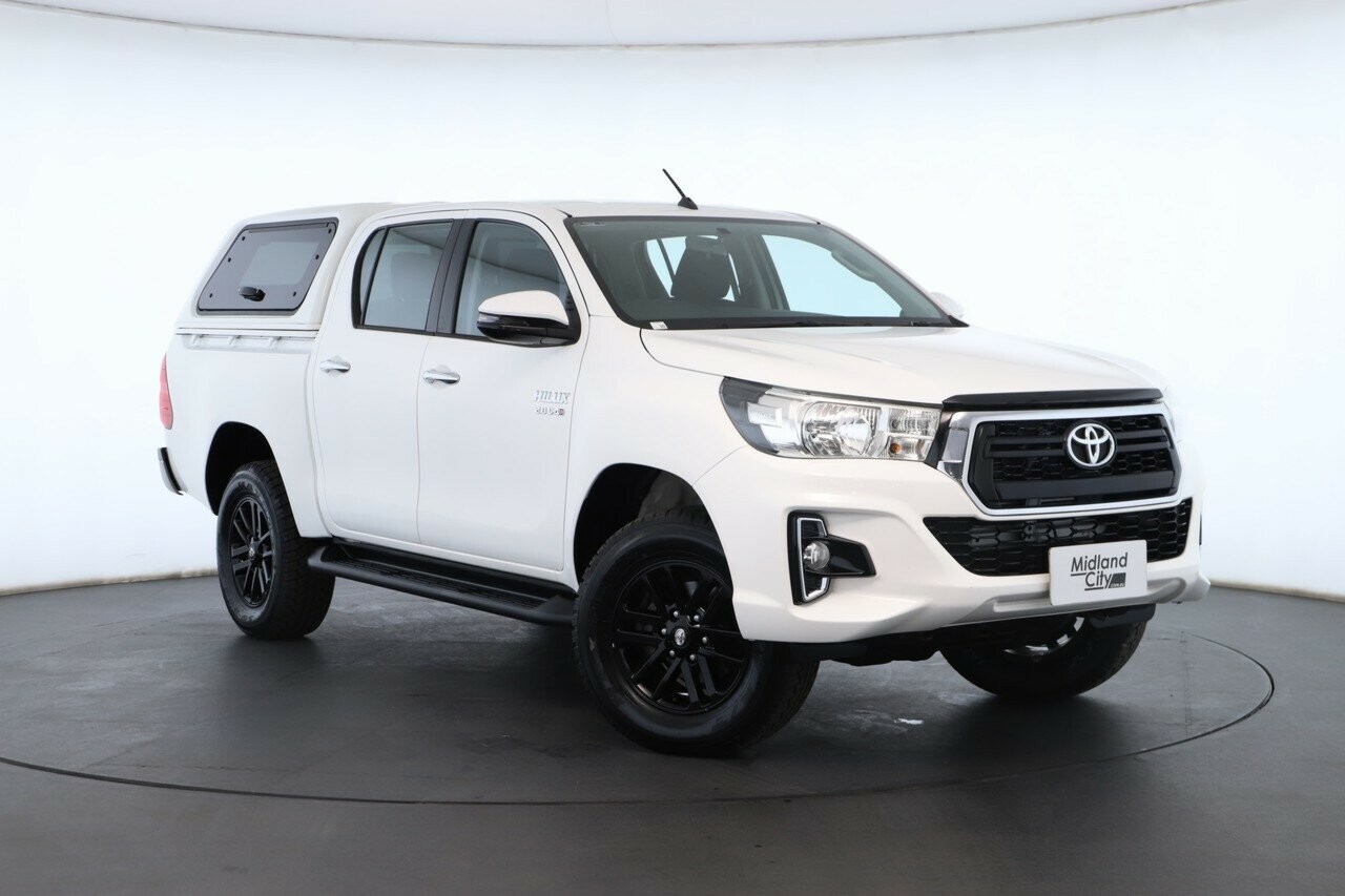 Toyota Hilux image 1