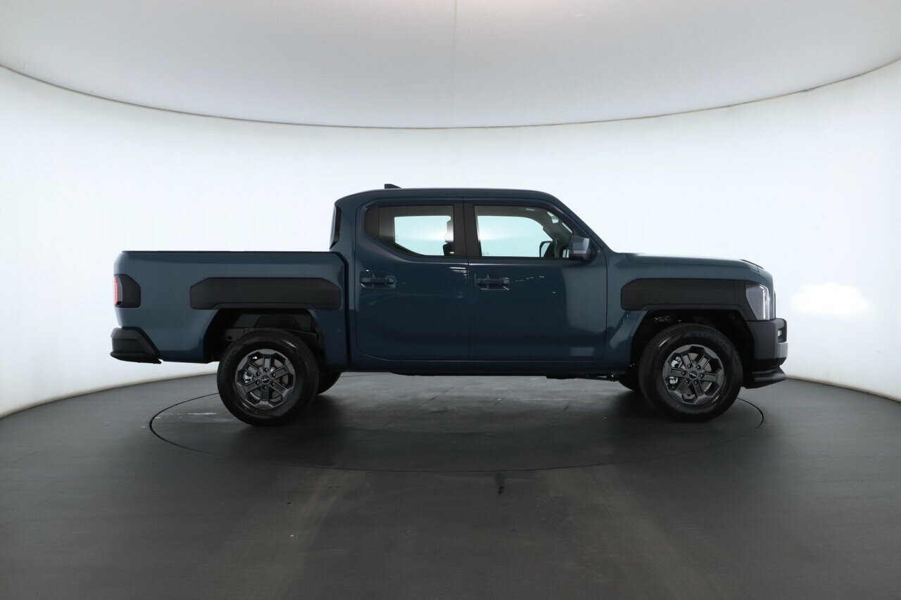 Kia Tasman image 2