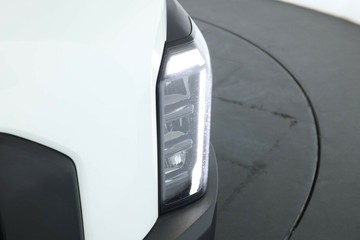 https://vehicle-cdn.autoleague.cloud/30354_31010483_8.jpg
