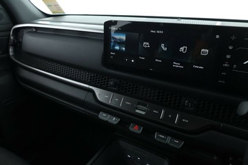 https://vehicle-cdn.autoleague.cloud/30354_31010659_24.jpg