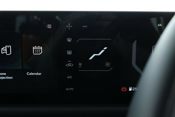 https://vehicle-cdn.autoleague.cloud/30354_31010659_26.jpg