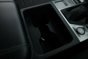 https://vehicle-cdn.autoleague.cloud/30354_31010659_30.jpg