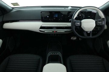 https://vehicle-cdn.autoleague.cloud/30354_31013132_34.jpg