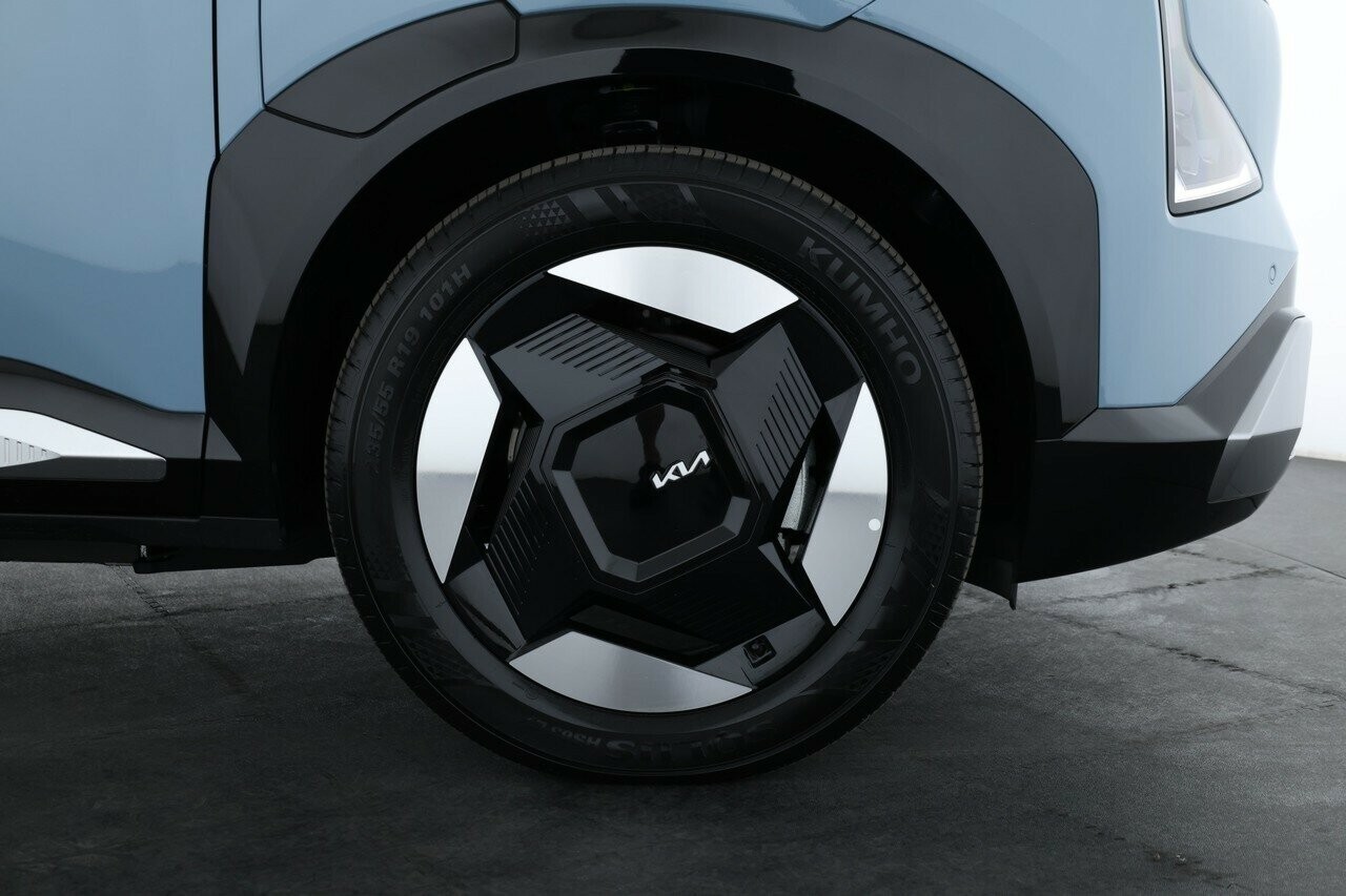 Kia Ev5 image 3