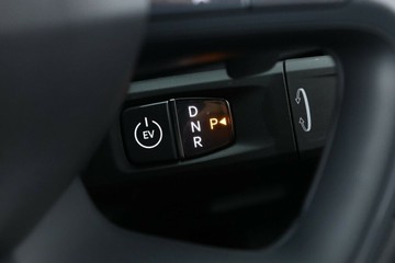 https://vehicle-cdn.autoleague.cloud/30354_31025479_13.jpg
