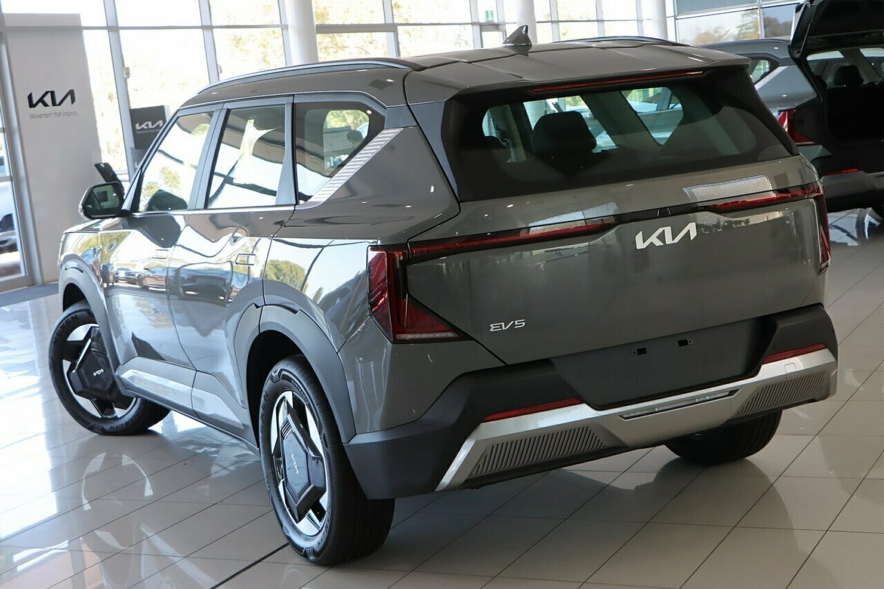 Kia Ev5 image 3