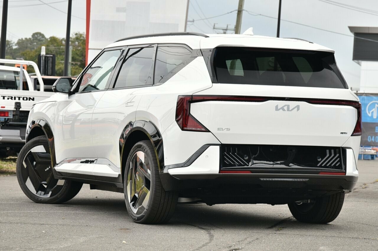 Kia Ev5 image 3