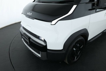 https://vehicle-cdn.autoleague.cloud/30354_31039402_10.jpg