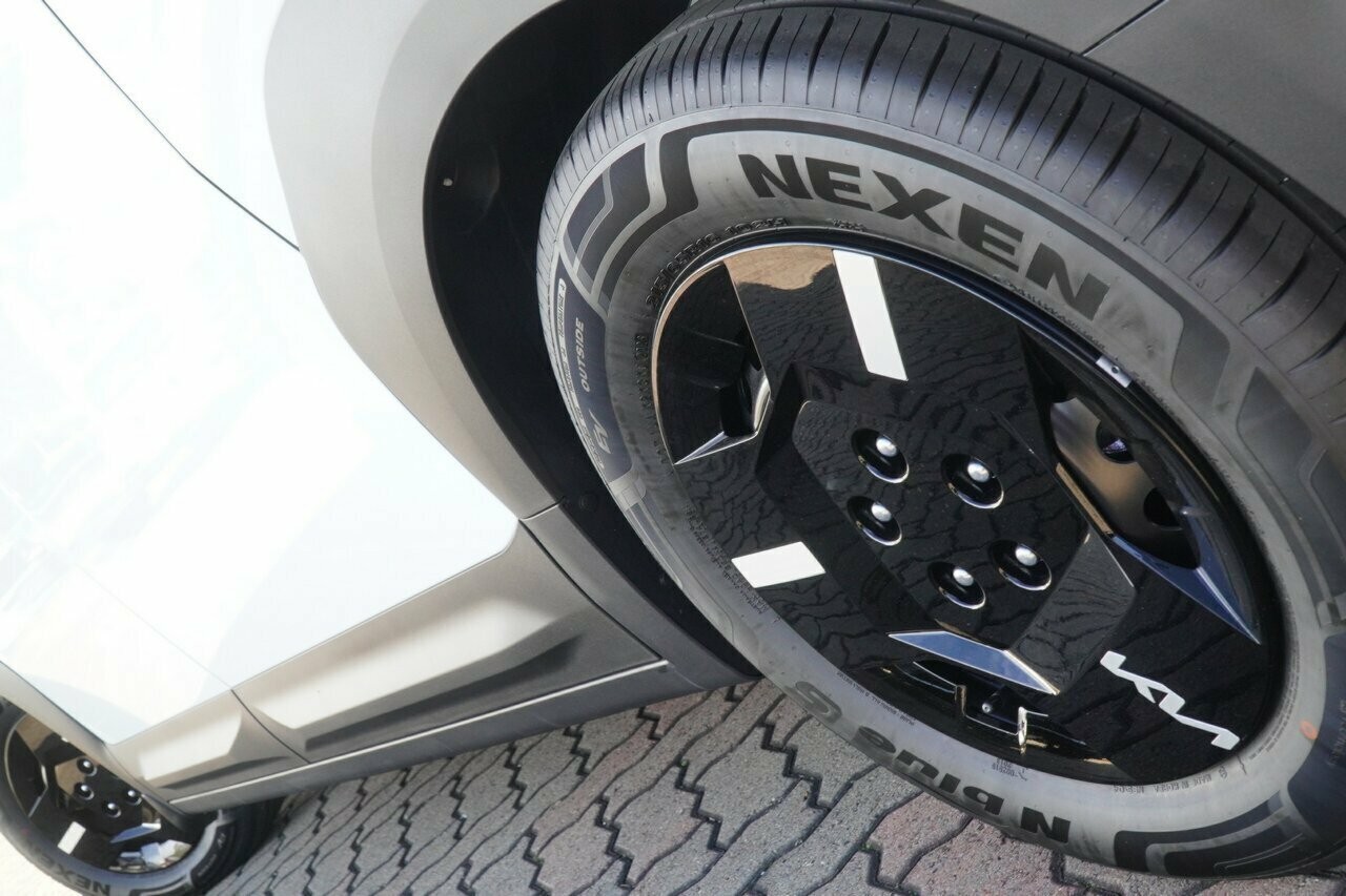 Kia Pv5 image 4