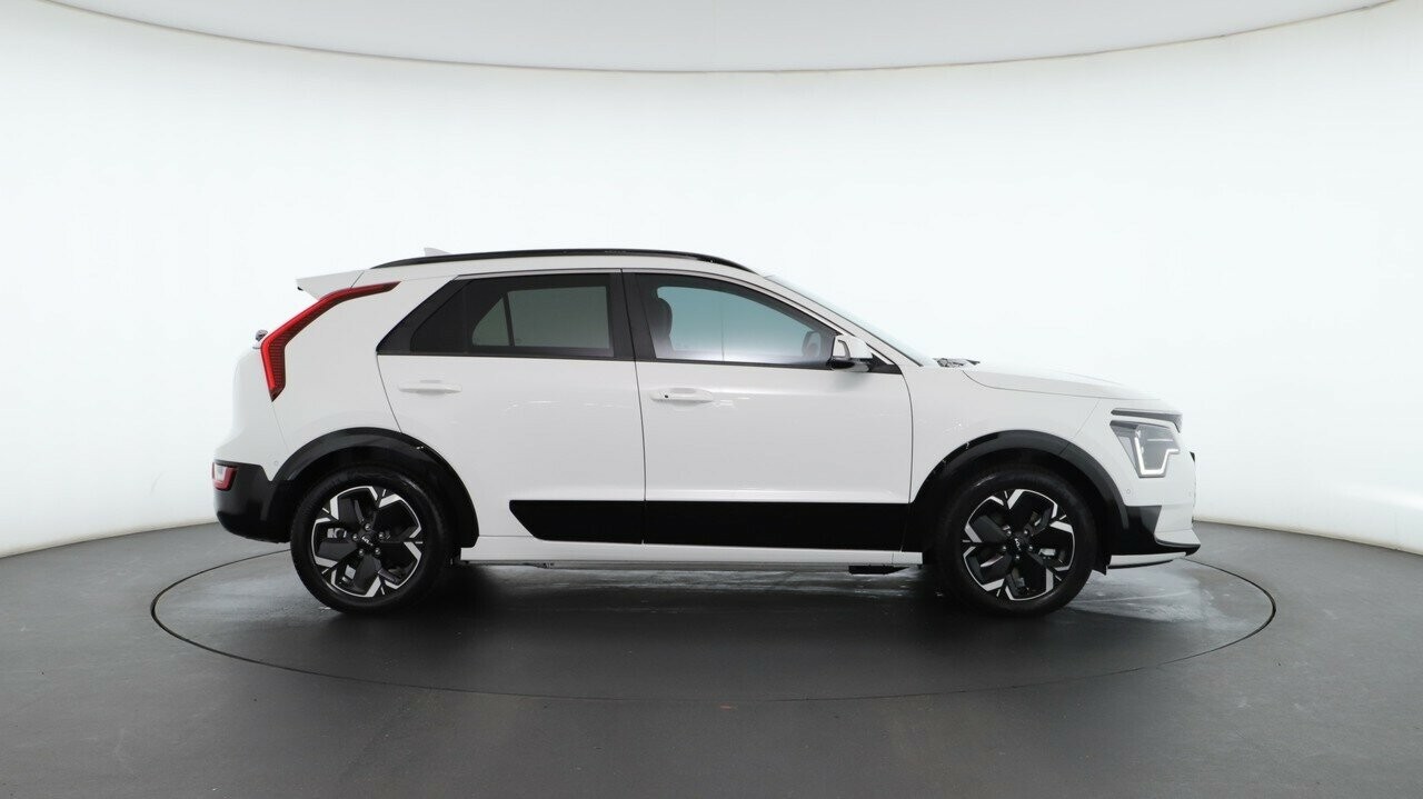 Kia Niro image 2