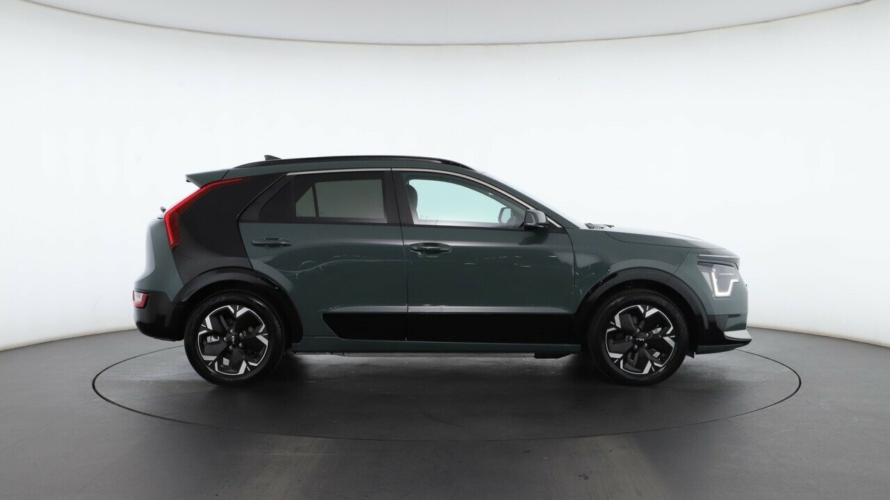 Kia Niro image 2