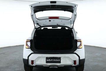 https://vehicle-cdn.autoleague.cloud/30354_31121193_16.jpg