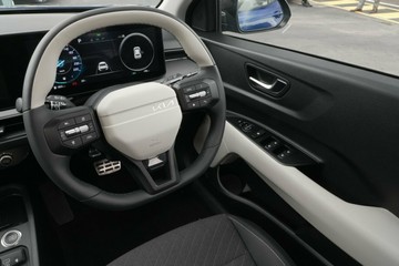 https://vehicle-cdn.autoleague.cloud/30354_31132766_7.jpg
