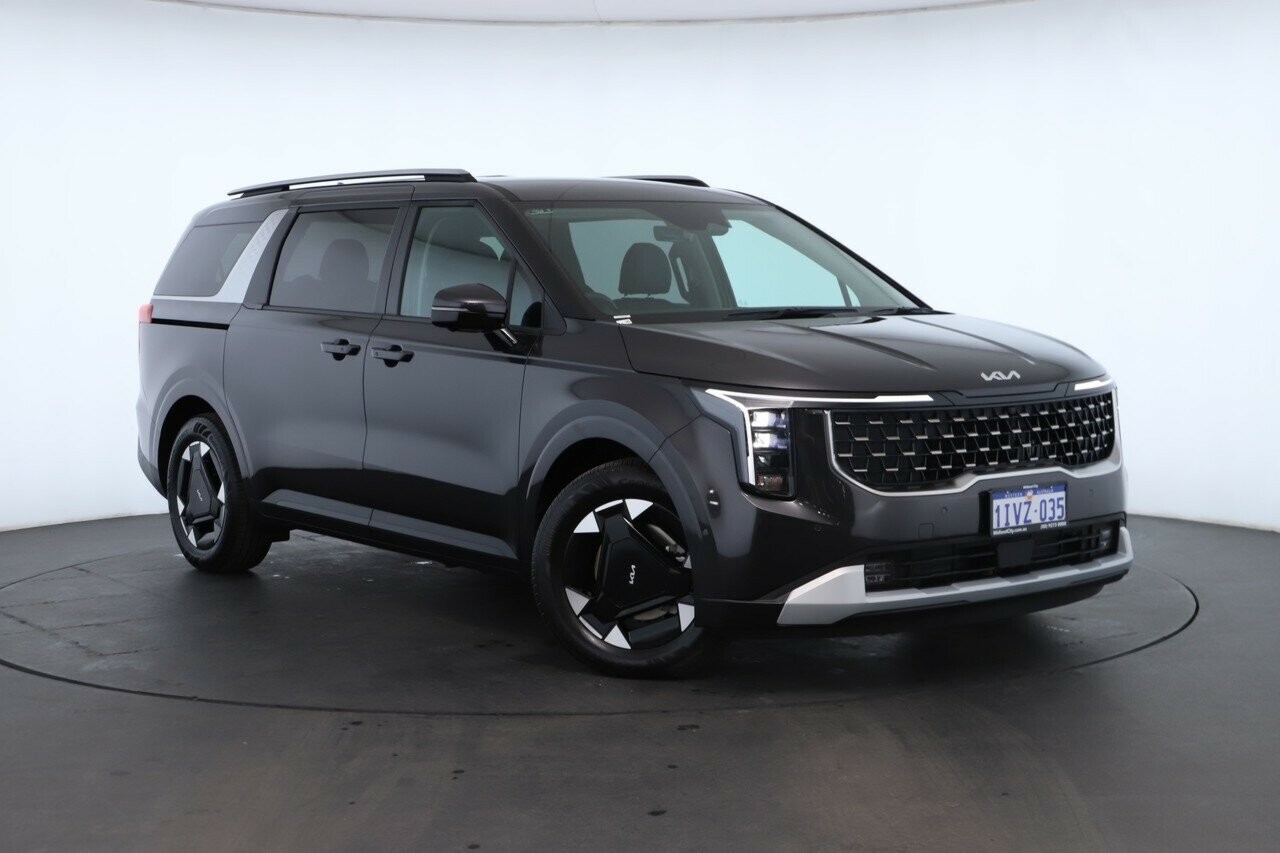 Kia Carnival image 1