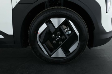 https://vehicle-cdn.autoleague.cloud/30354_31168969_3.jpg