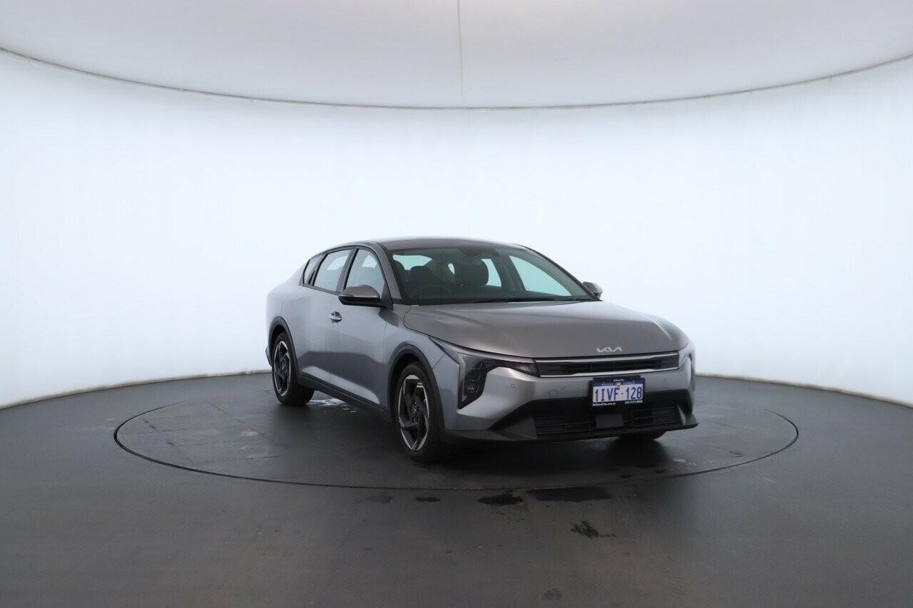 Kia K4 image 4