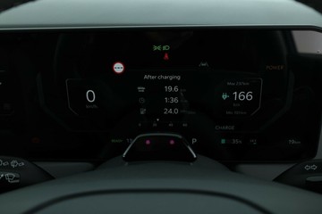 https://vehicle-cdn.autoleague.cloud/30354_31186156_14.jpg