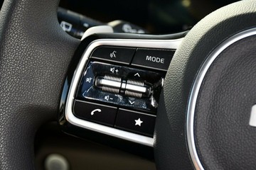 https://vehicle-cdn.autoleague.cloud/30354_31186562_14.jpg