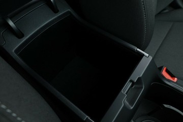 https://vehicle-cdn.autoleague.cloud/30354_31260989_24.jpg