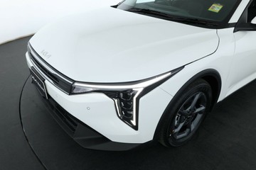 https://vehicle-cdn.autoleague.cloud/30354_31261367_8.jpg