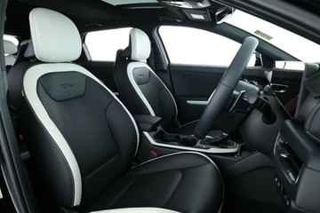 https://vehicle-cdn.autoleague.cloud/30354_31275699_18.jpg